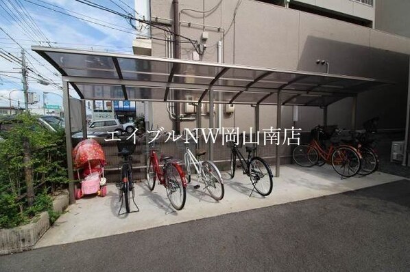 岡山駅 バス24分  みやはら耳鼻科、福浜市営住宅前下車：停歩4分 1階の物件外観写真